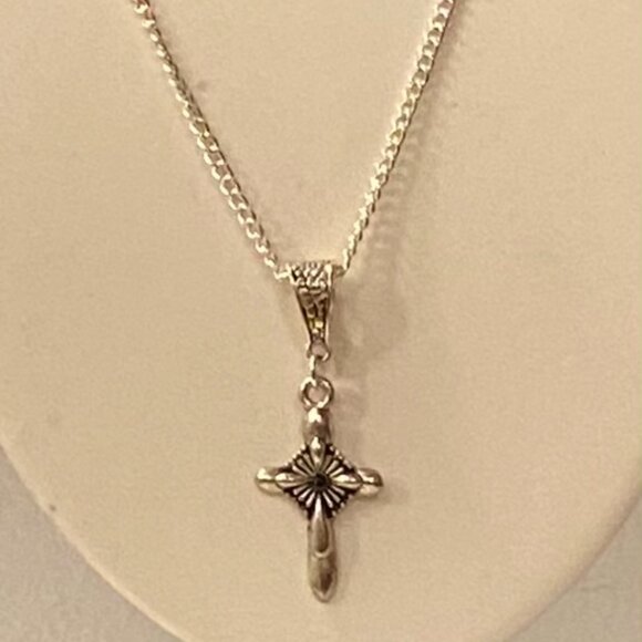 NEW Genuine Aventurine chip crystal necklace - Picture 5 of 5